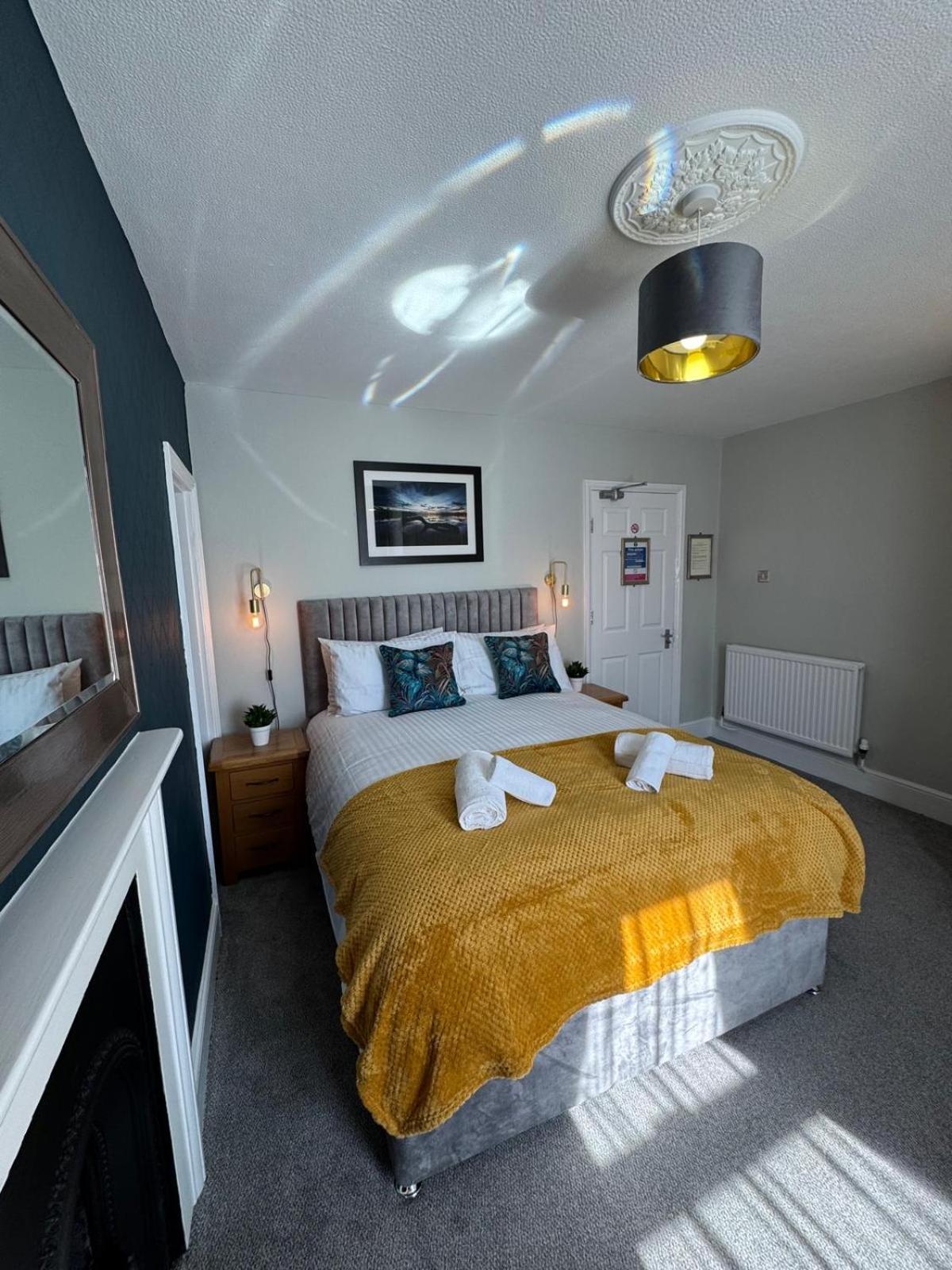 Bed and Breakfast The Rockside à Scarborough Extérieur photo