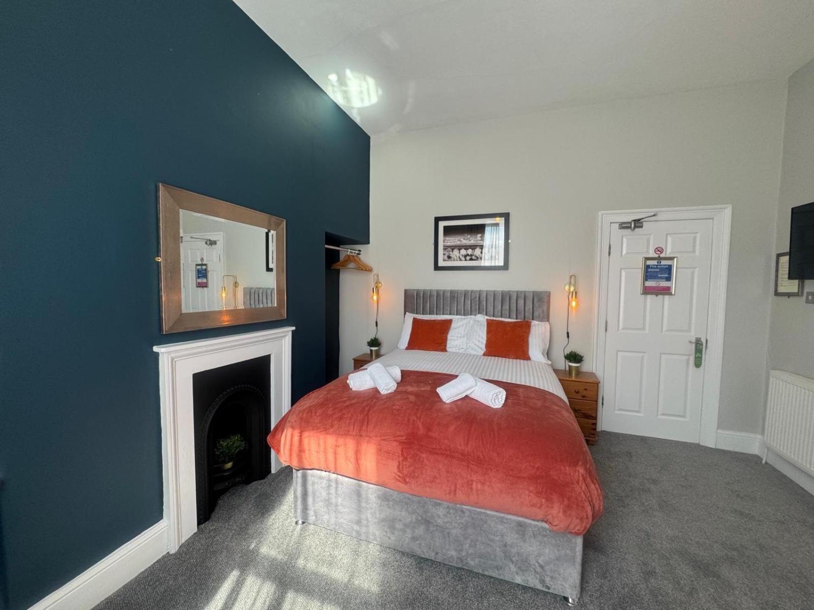 Bed and Breakfast The Rockside à Scarborough Extérieur photo