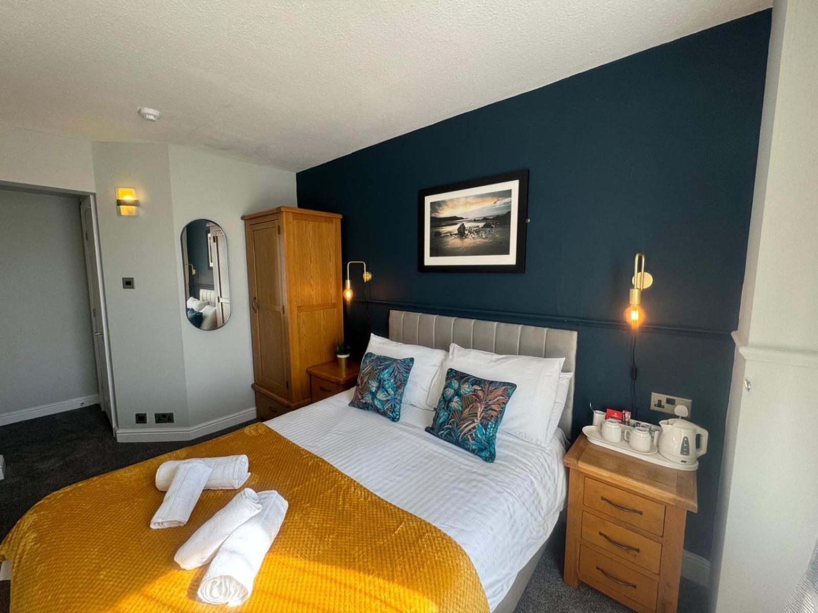 Bed and Breakfast The Rockside à Scarborough Extérieur photo