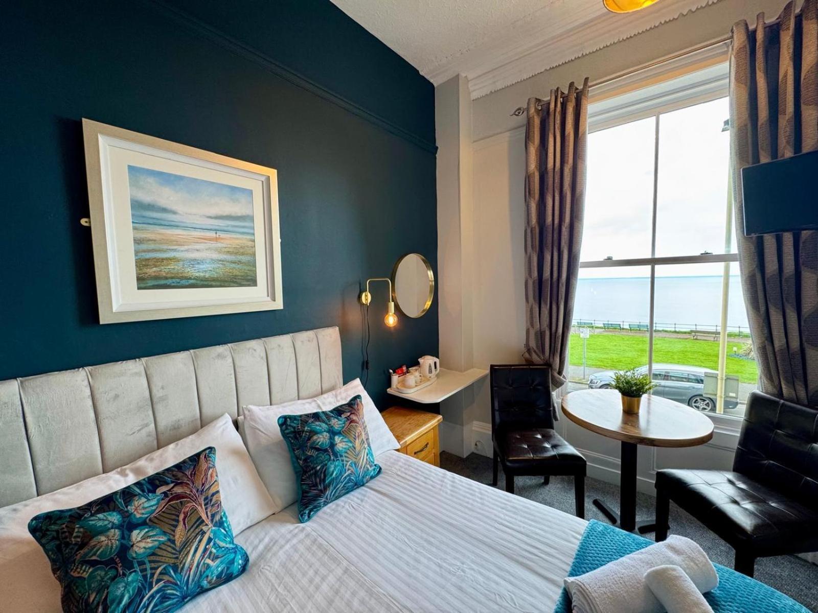 Bed and Breakfast The Rockside à Scarborough Extérieur photo