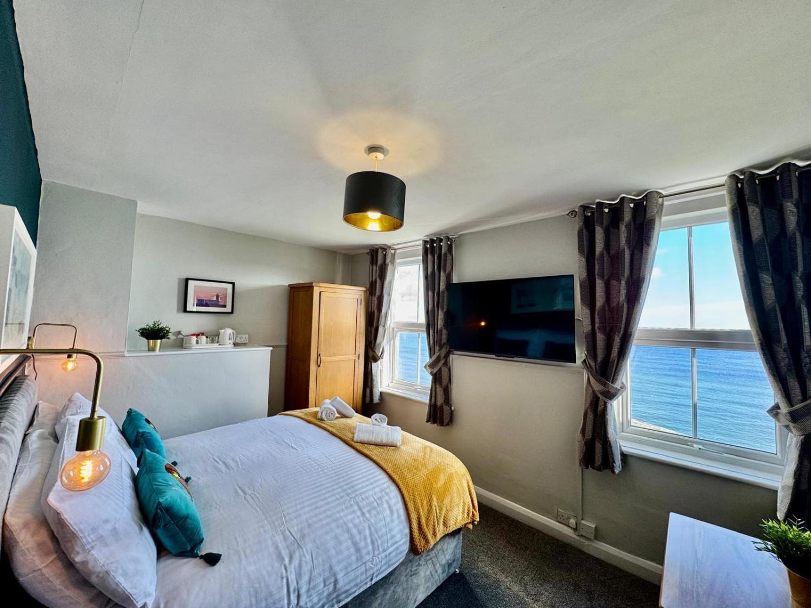 Bed and Breakfast The Rockside à Scarborough Extérieur photo